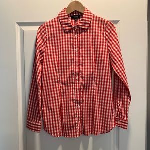 Red/white check cotton blouse. Size XS. Fitted style. Comfy USA brand.